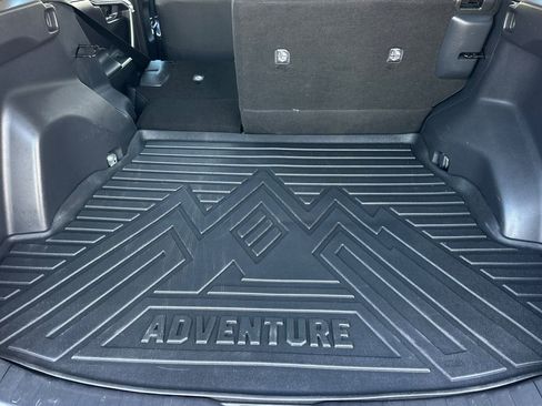 Used 2021 Toyota RAV4 XLE AWD/4WD image 15
