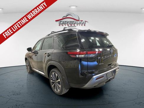 New 2026 Nissan Pathfinder Platinum w/ Cargo Package AWD/4WD image 4