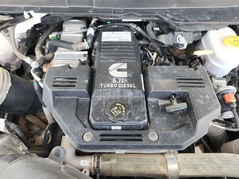 Used 2024 RAM 3500 SLT w/ Quick Order Package 2YG SLT AWD/4WD image 34