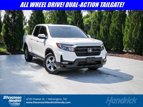 Used 2025 Honda Ridgeline RTL image 1