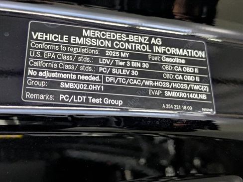 Certified 2025 Mercedes-Benz GLC 300 image 27