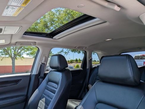 Used 2025 Honda CR-V EX-L image 17