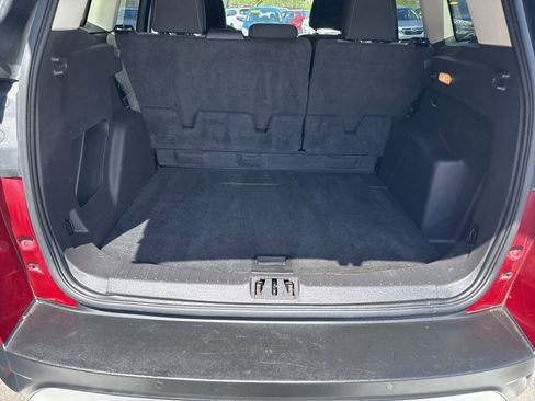 Used 2017 Ford Escape SE w/ Equipment Group 201A AWD/4WD image 33