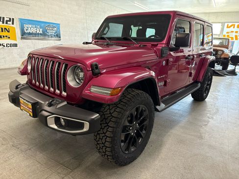 Used 2021 Jeep Wrangler Unlimited Sahara w/ Cold Weather Group image 97