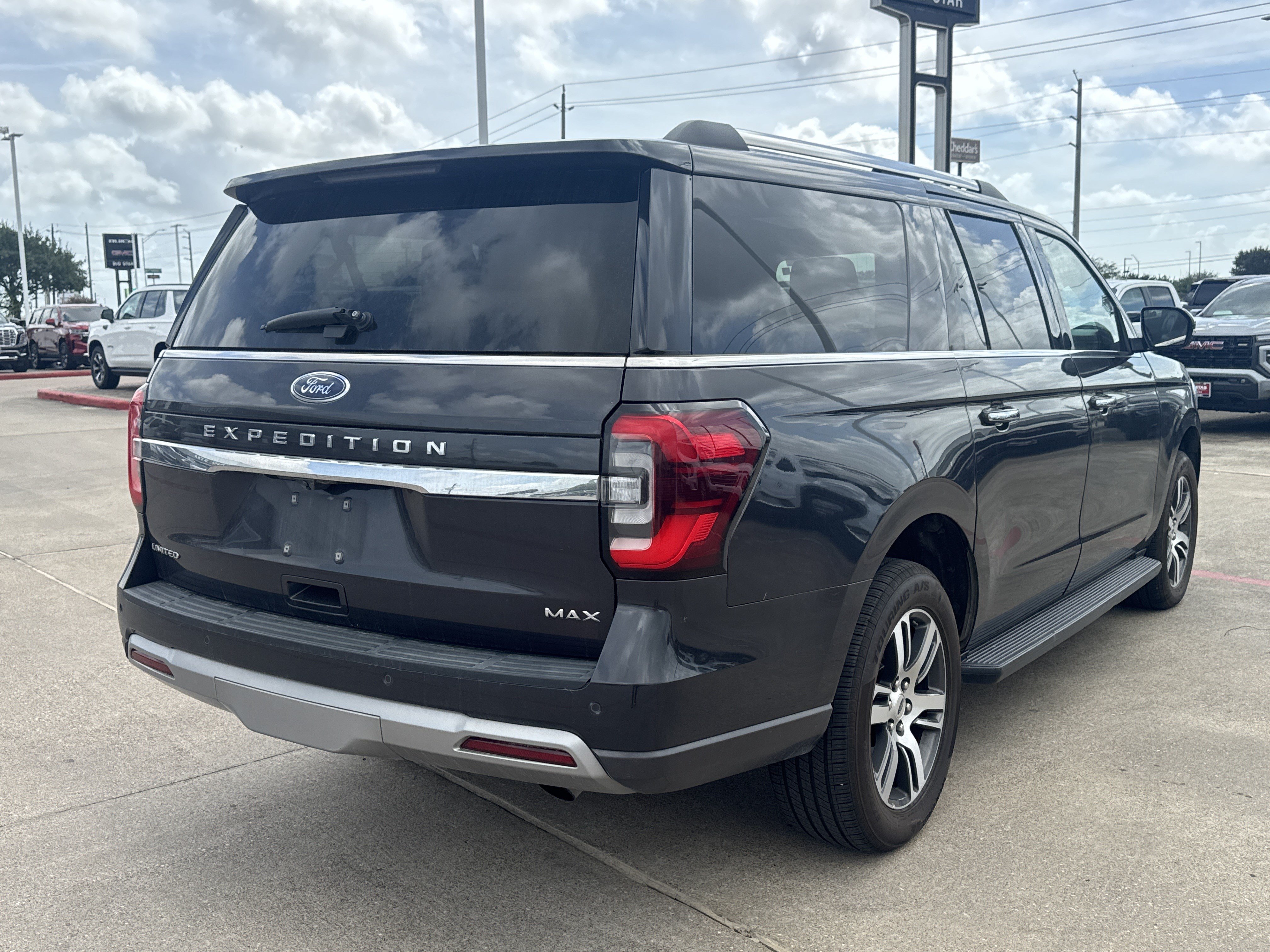 Used 2024 Ford Expedition Max Limited RWD image 12