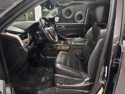 Used 2017 GMC Yukon Denali w/ Open Road Package AWD/4WD image 12