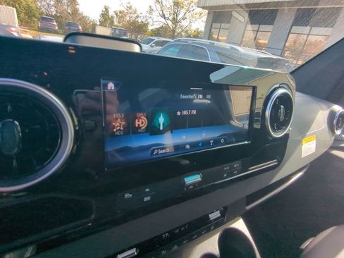 Used 2025 Mercedes-Benz Sprinter 2500 image 6