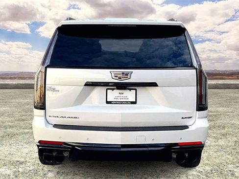 Certified 2025 Cadillac Escalade ESV V image 6