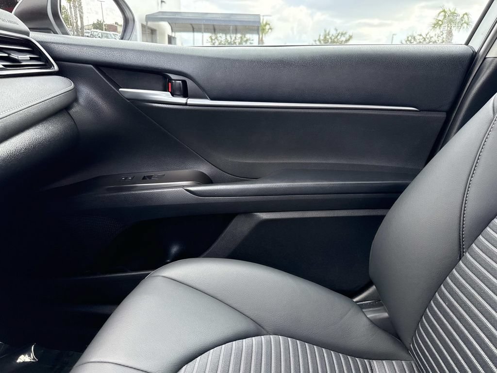 Used 2023 Toyota Camry SE FWD image 26