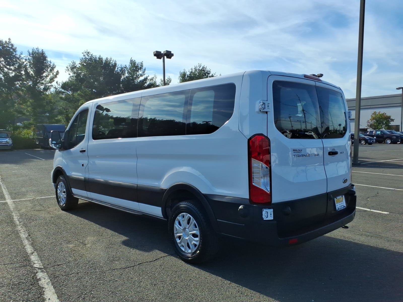 Used 2024 Ford Transit 350 XLT RWD image 4