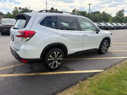 Used 2023 Subaru Forester Limited AWD/4WD image 5