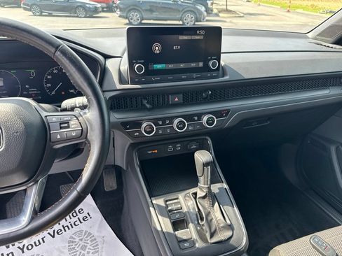 Certified 2025 Honda CR-V Sport image 19