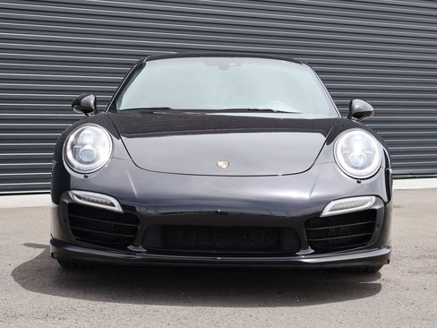 Used 2014 Porsche 911 Turbo S AWD/4WD image 6