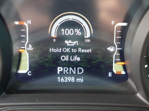 Certified 2024 Jeep Wrangler Sport S image 29