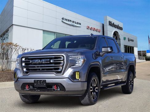 Used 2020 GMC Sierra 1500 AT4 w/ AT4 Premium Package image 2