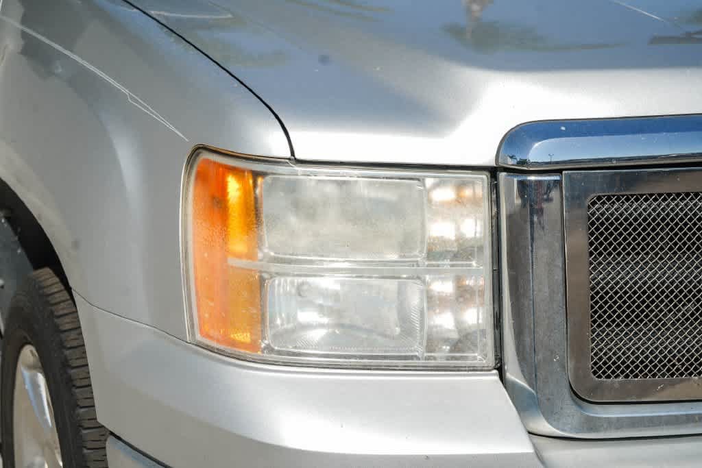 Used 2010 GMC Sierra 1500 SLT w/ Max Trailering Pack RWD image 4