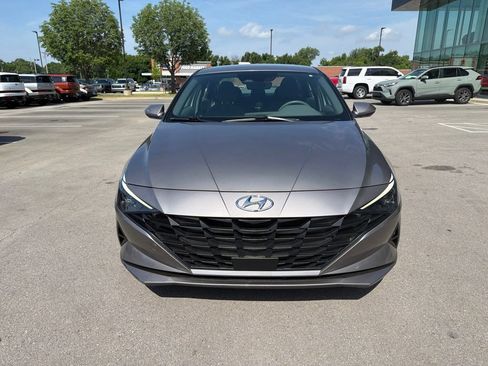 Used 2023 Hyundai Elantra SEL w/ Convenience Package FWD image 15