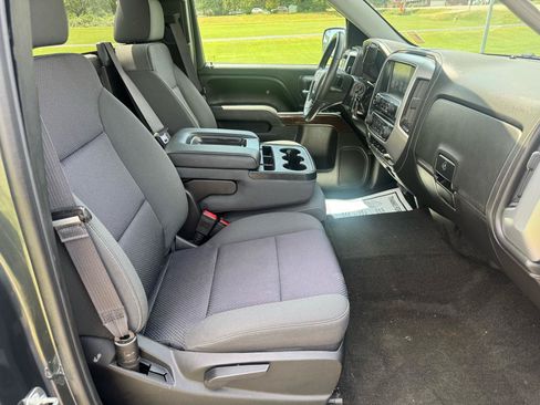 Used 2017 GMC Sierra 1500 SLE w/ Suspension Package, Off-Road AWD/4WD image 6