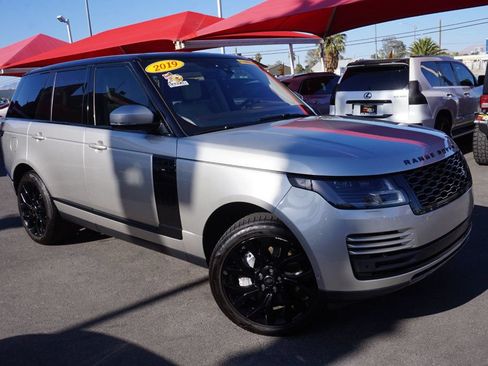 Used 2019 Land Rover Range Rover HSE AWD/4WD image 2