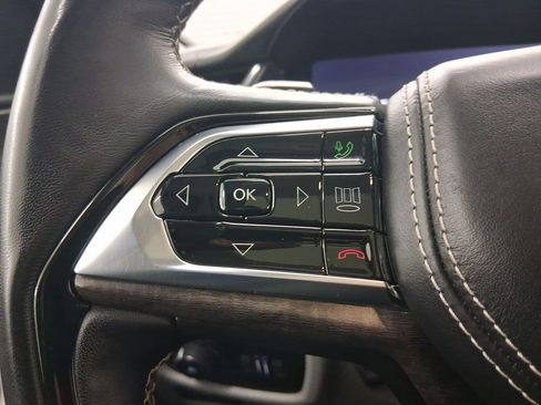 Used 2023 Jeep Grand Cherokee Overland w/ Adv Protech Group III image 15