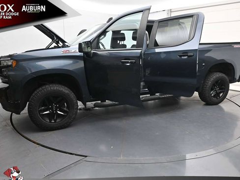 Used 2020 Chevrolet Silverado 1500 LT Trail Boss AWD/4WD image 38