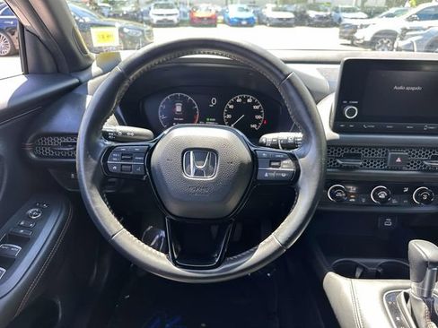Certified 2025 Honda HR-V Sport image 12