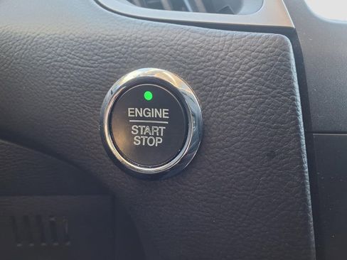 Used 2019 Ford Edge SEL w/ Equipment Group 201A image 17