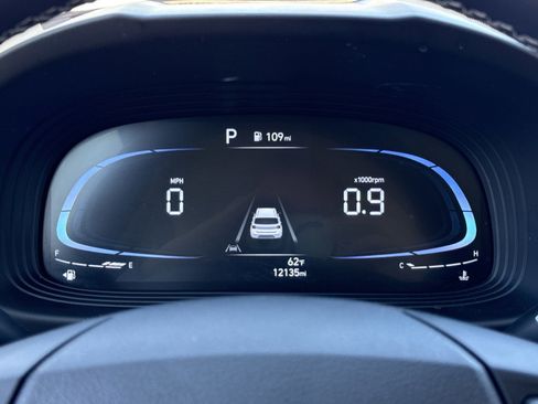 Used 2024 Hyundai Venue SEL image 20