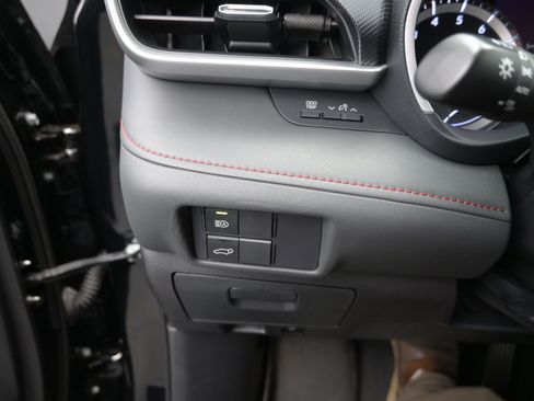 Used 2022 Toyota Highlander XSE image 12