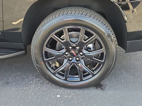 New 2026 GMC Yukon XL Denali w/ LPO, Floor Liner Package image 8