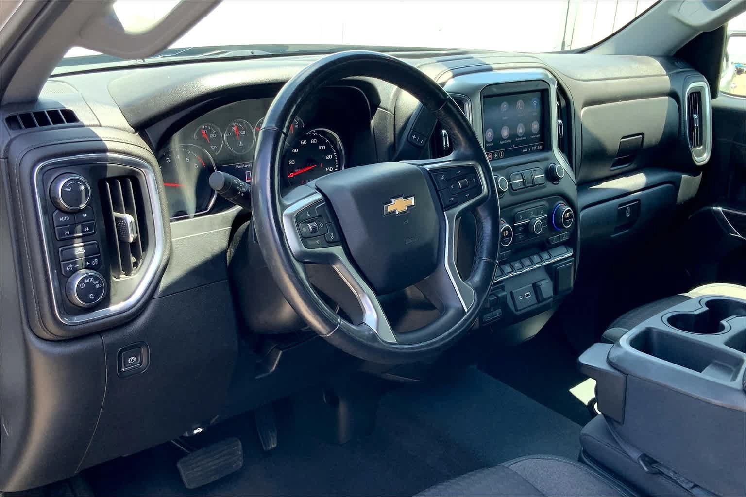 Used 2019 Chevrolet Silverado 1500 LT w/ Texas Edition AWD/4WD image 17