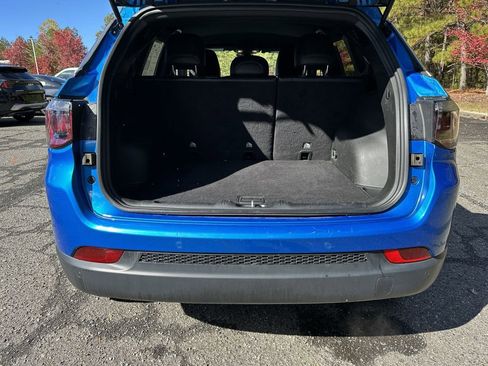 Used 2024 Jeep Compass Limited image 19