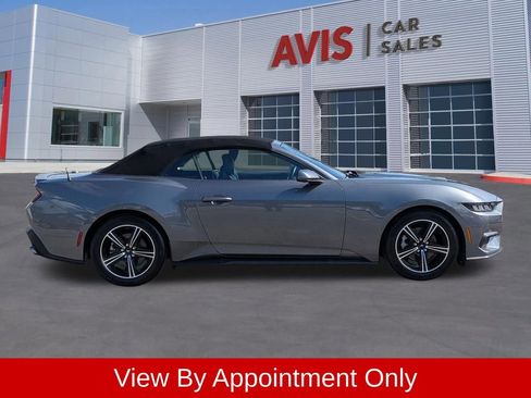 Used 2025 Ford Mustang Premium RWD image 5