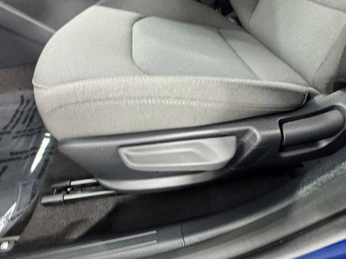 New 2026 Kia K4 FWD image 11