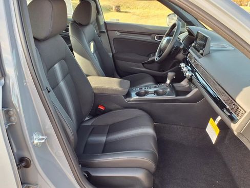 New 2026 Honda Civic Sport image 13