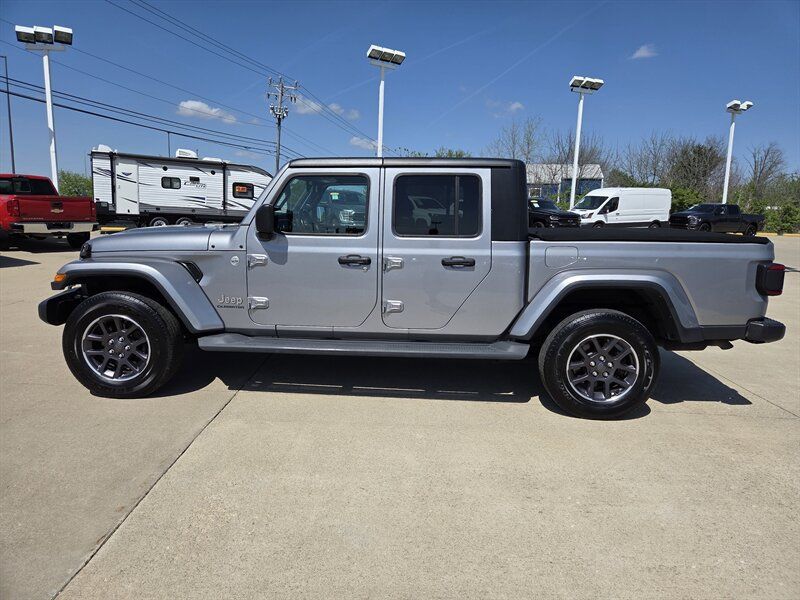 Used 2020 Jeep Gladiator Overland w/ Uconnect 4C Nav & Sound Group AWD/4WD image 6