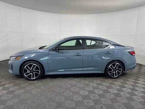 Certified 2025 Nissan Sentra SR image 6