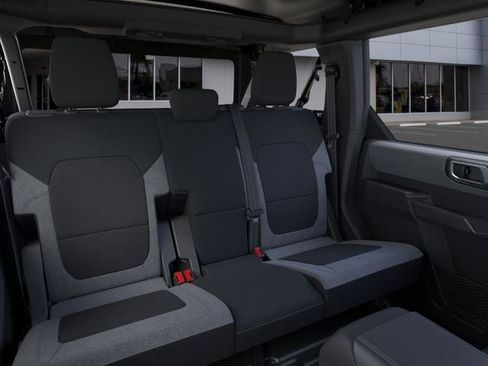 New 2025 Ford Bronco 4-Door AWD/4WD image 11