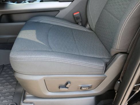 New 2026 RAM 2500 Lone Star AWD/4WD image 13