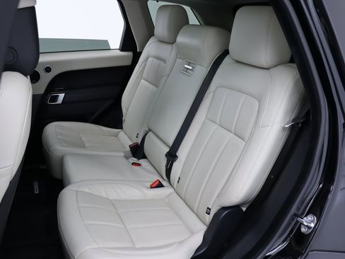 Used 2019 Land Rover Range Rover Sport HSE image 20