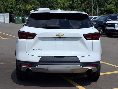 Used 2023 Chevrolet Blazer LT w/ Convenience Package FWD image 22