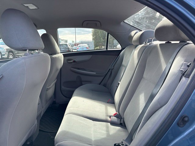 Used 2013 Toyota Corolla LE FWD image 9