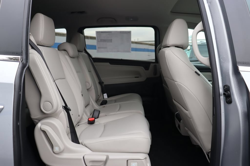 Certified 2026 Honda Odyssey EX-L image 14