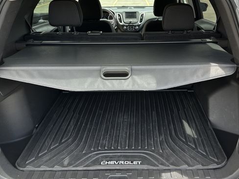 Used 2022 Chevrolet Equinox LT image 20