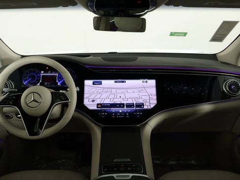 New 2026 Mercedes-Benz EQS 400 4MATIC SUV image 4