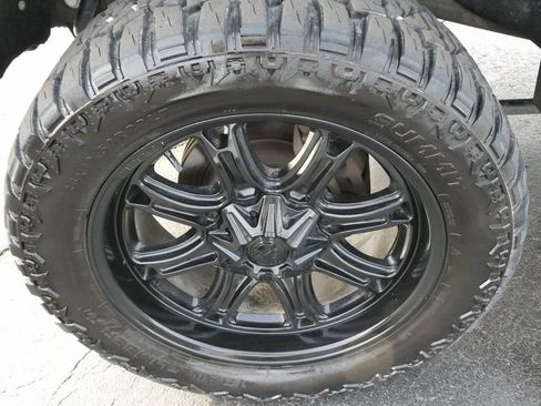 Used 2023 GMC Sierra 3500 Denali w/ Denali Ultimate Package AWD/4WD image 12