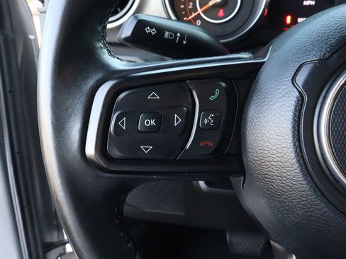 Used 2019 Jeep Wrangler Unlimited Sport S AWD/4WD image 31