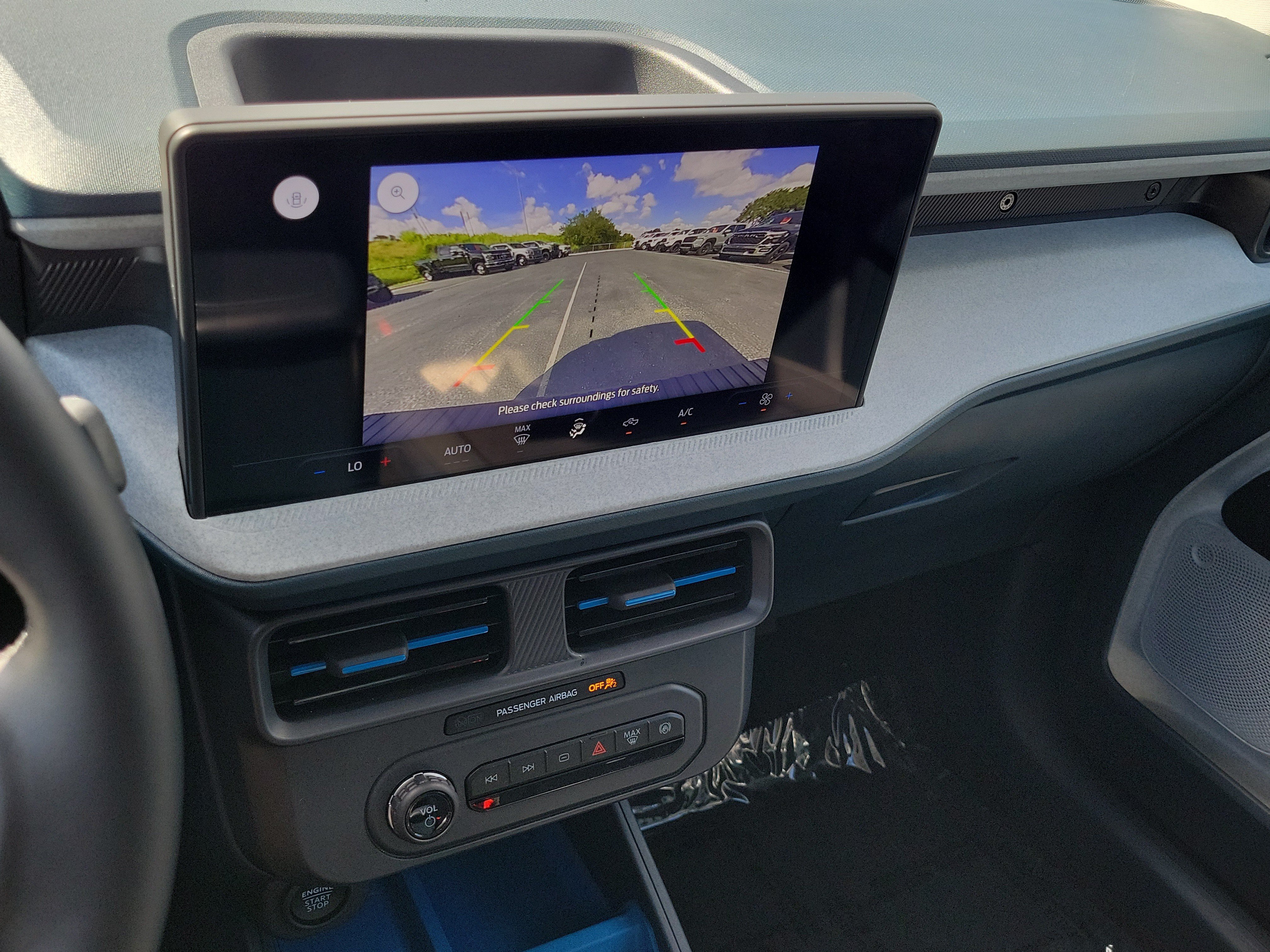 Certified 2025 Ford Maverick XLT FWD image 25