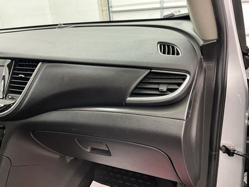 Used 2022 Buick Encore Preferred image 11