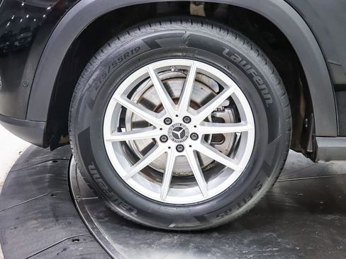Used 2024 Mercedes-Benz GLE 350 4MATIC w/ 3rd Row Seat Package image 9